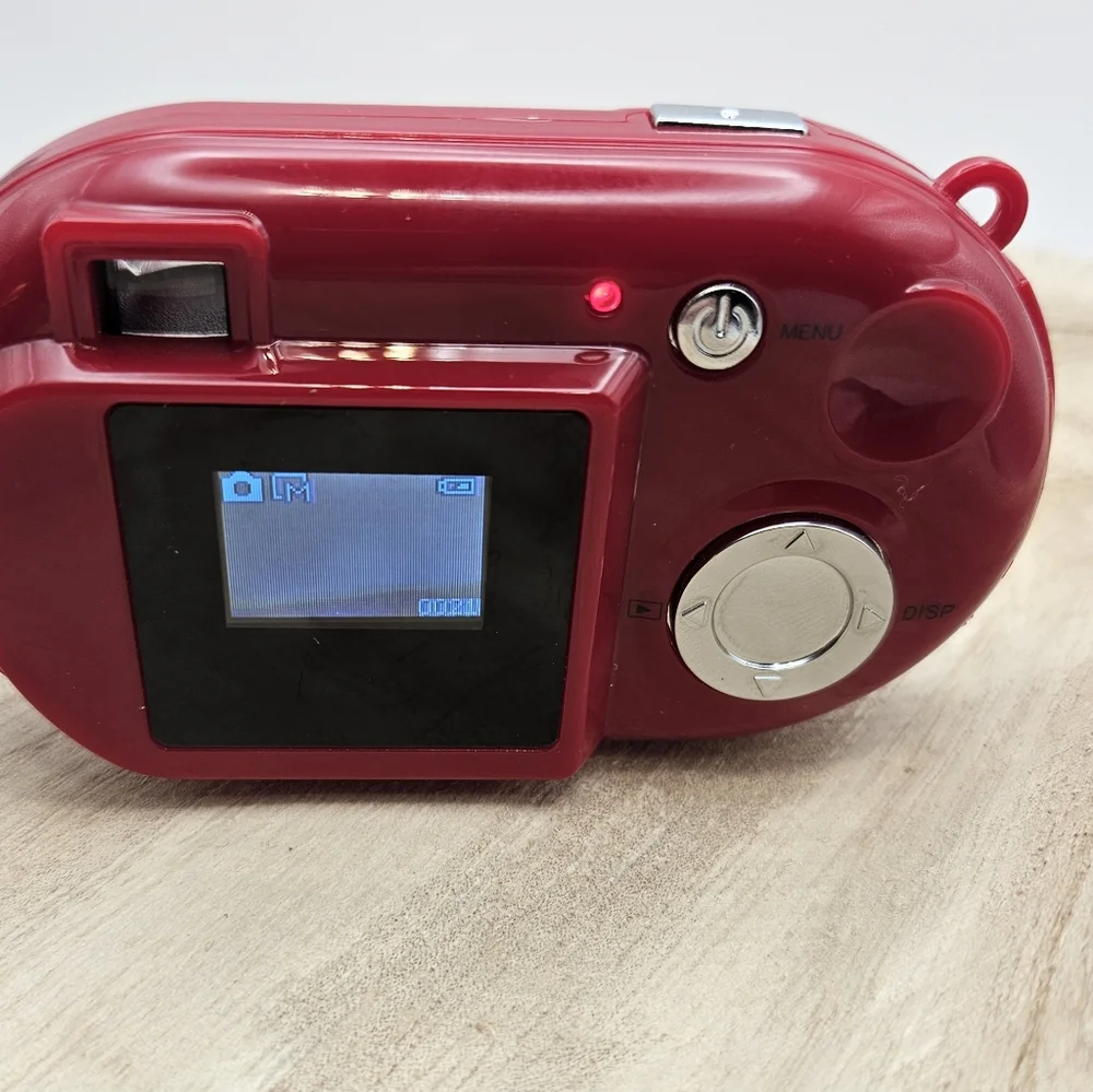 Avon 2010 The Sharper Image Digital Camera